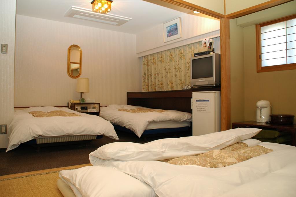 Hotel Los Inn Kochi Экстерьер фото